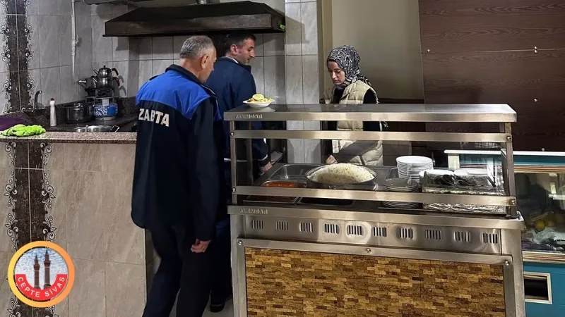 Sivas’ın Koyulhisar ilçesinde halk sağlığını korumaya yönelik çalışmalar kapsamında, Koyulhisar